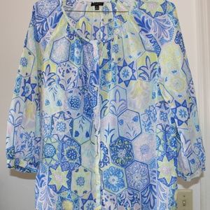 Talbots Woman's blouse pretty colors Size XL